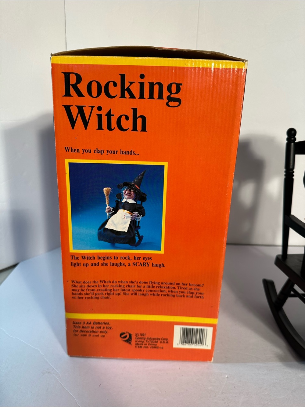 Vtg 1991 Gemmy Animated Rocking Witch Halloween Glowing Eyes Rocks Scary Laughs - Picture 8 of 15